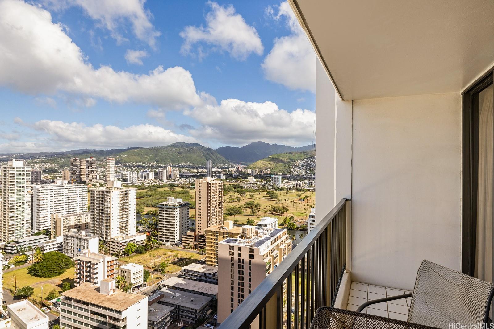 Waikiki Banyan condo # T1-3012, Honolulu, Hawaii - photo 4 of 25