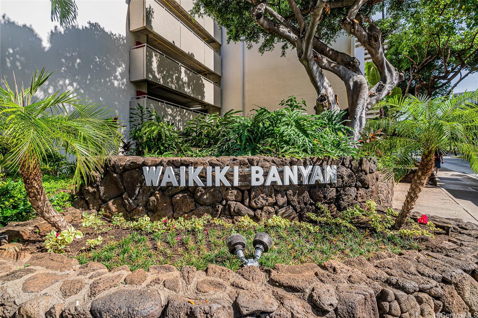 Waikiki Banyan condo # #T2-2611, Honolulu, Hawaii - photo 15 of 25