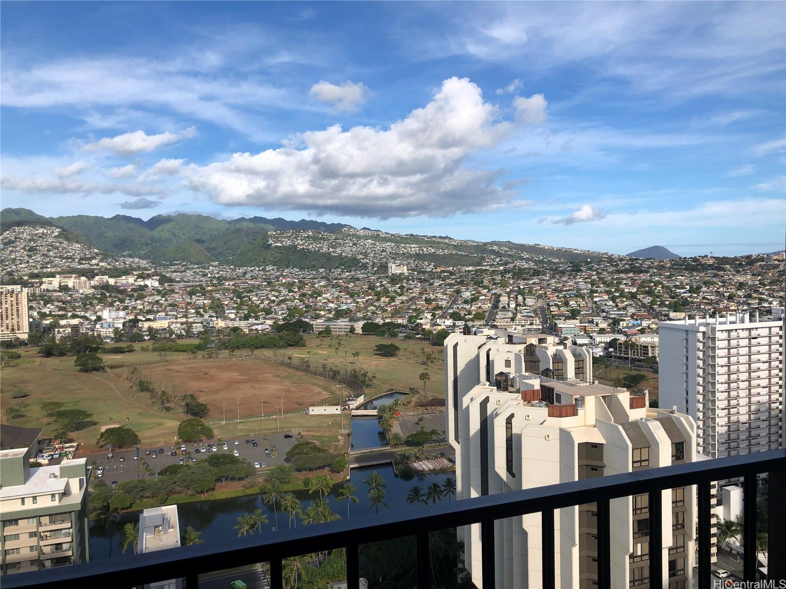 201 Ohua Ave Honolulu - Rental - photo 4 of 25