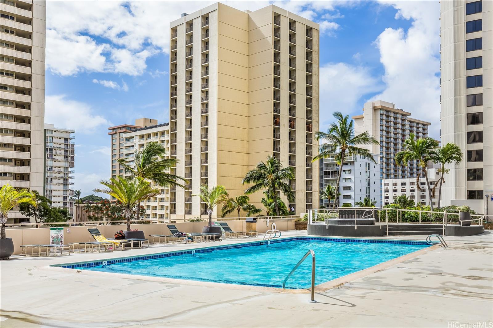 Waikiki Banyan condo # T2-908, Honolulu, Hawaii - photo 19 of 24