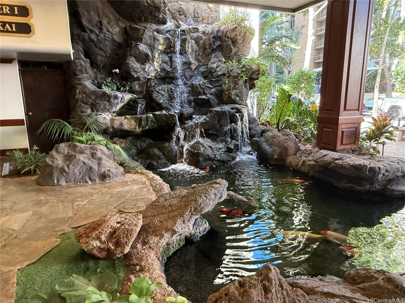 201 Ohua Ave Honolulu - Rental - photo 18 of 23