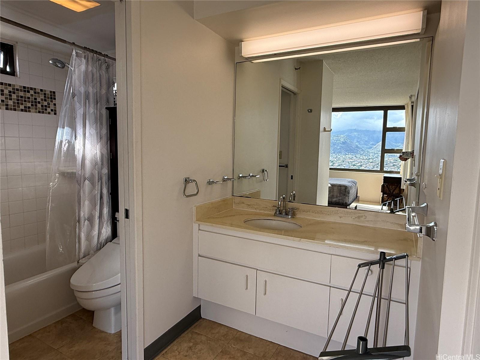 201 Ohua Ave Honolulu - Rental - photo 9 of 23