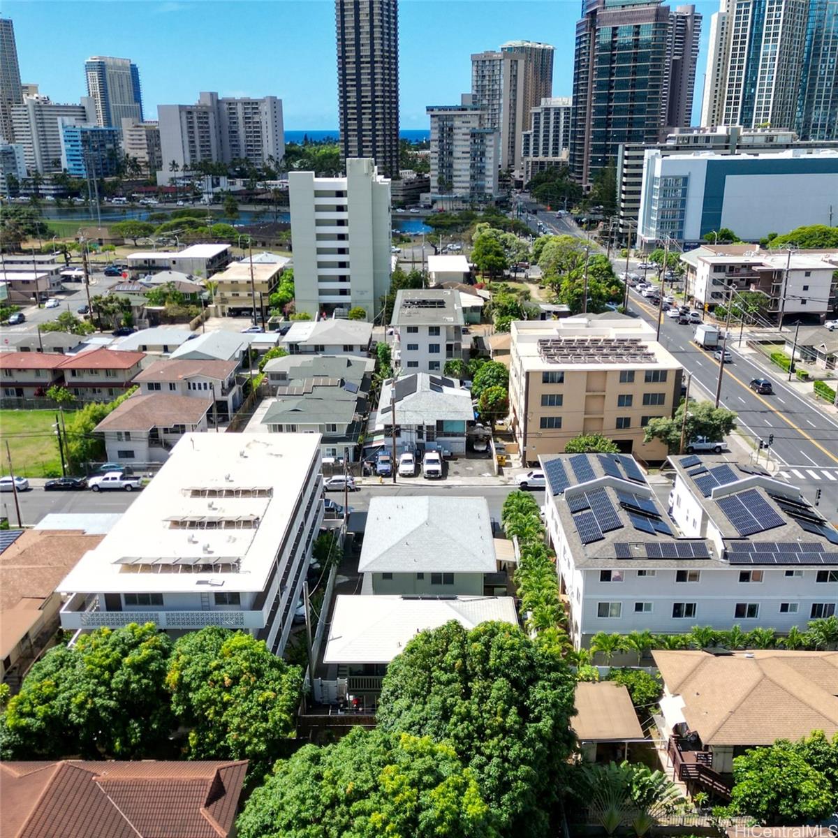 2014 Fern Street Honolulu - Multi-family - photo 17 of 25