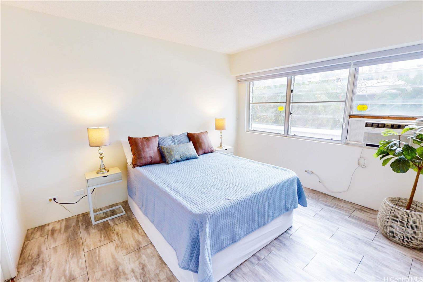 Bel-Aire The condo # 2C, Honolulu, Hawaii - photo 12 of 25