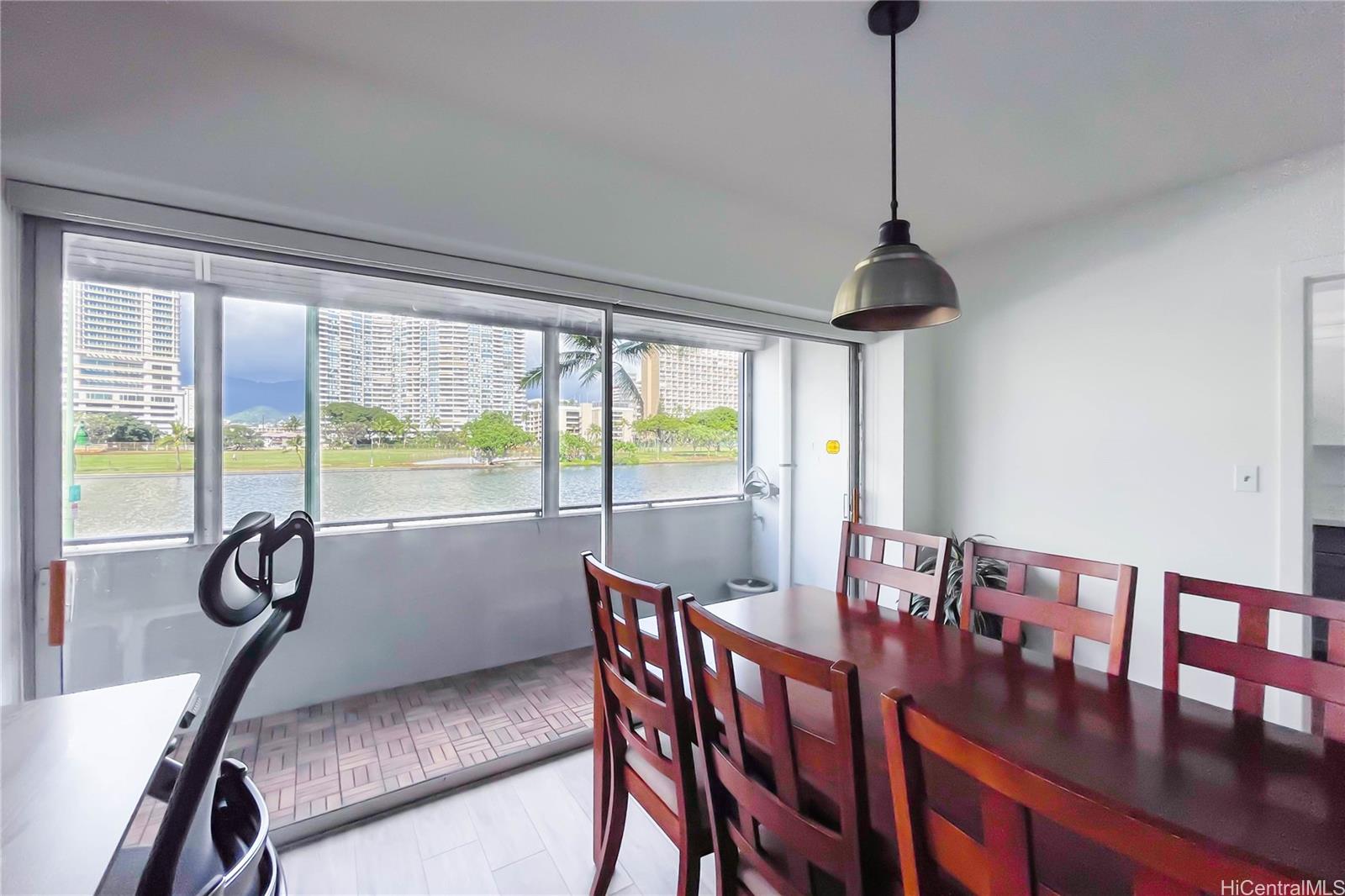 Bel-Aire The condo # 2C, Honolulu, Hawaii - photo 3 of 11