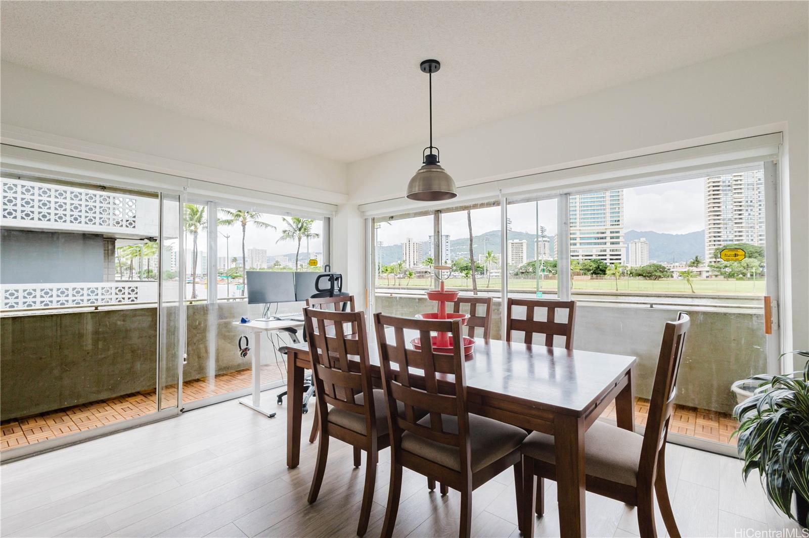 Bel-Aire The condo # 2C, Honolulu, Hawaii - photo 4 of 25