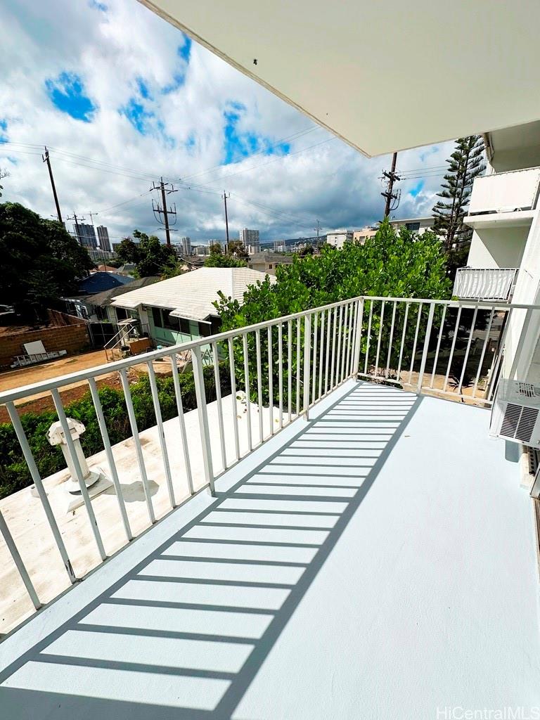 2015 Lime St Honolulu - Rental - photo 6 of 16