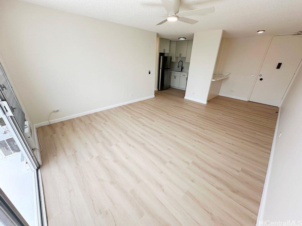 2015 Lime Street Honolulu - Rental - photo 8 of 16