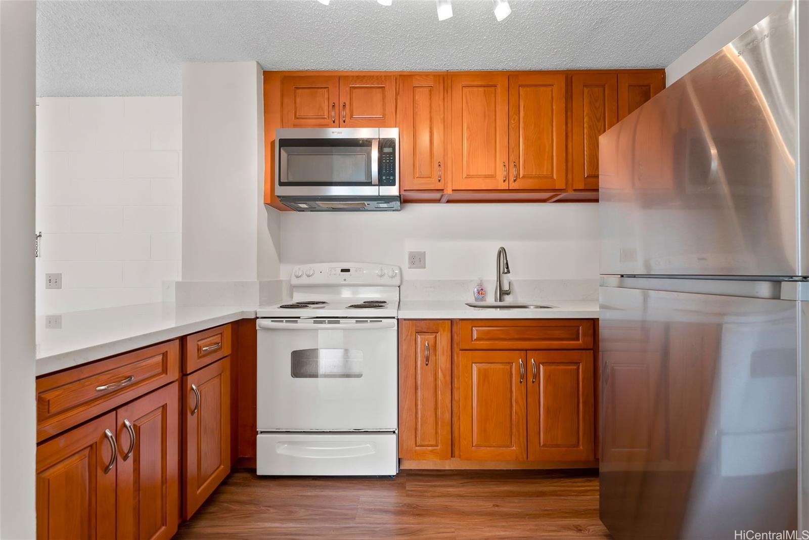 Lime Tree condo # 901, Honolulu, Hawaii - photo 13 of 25