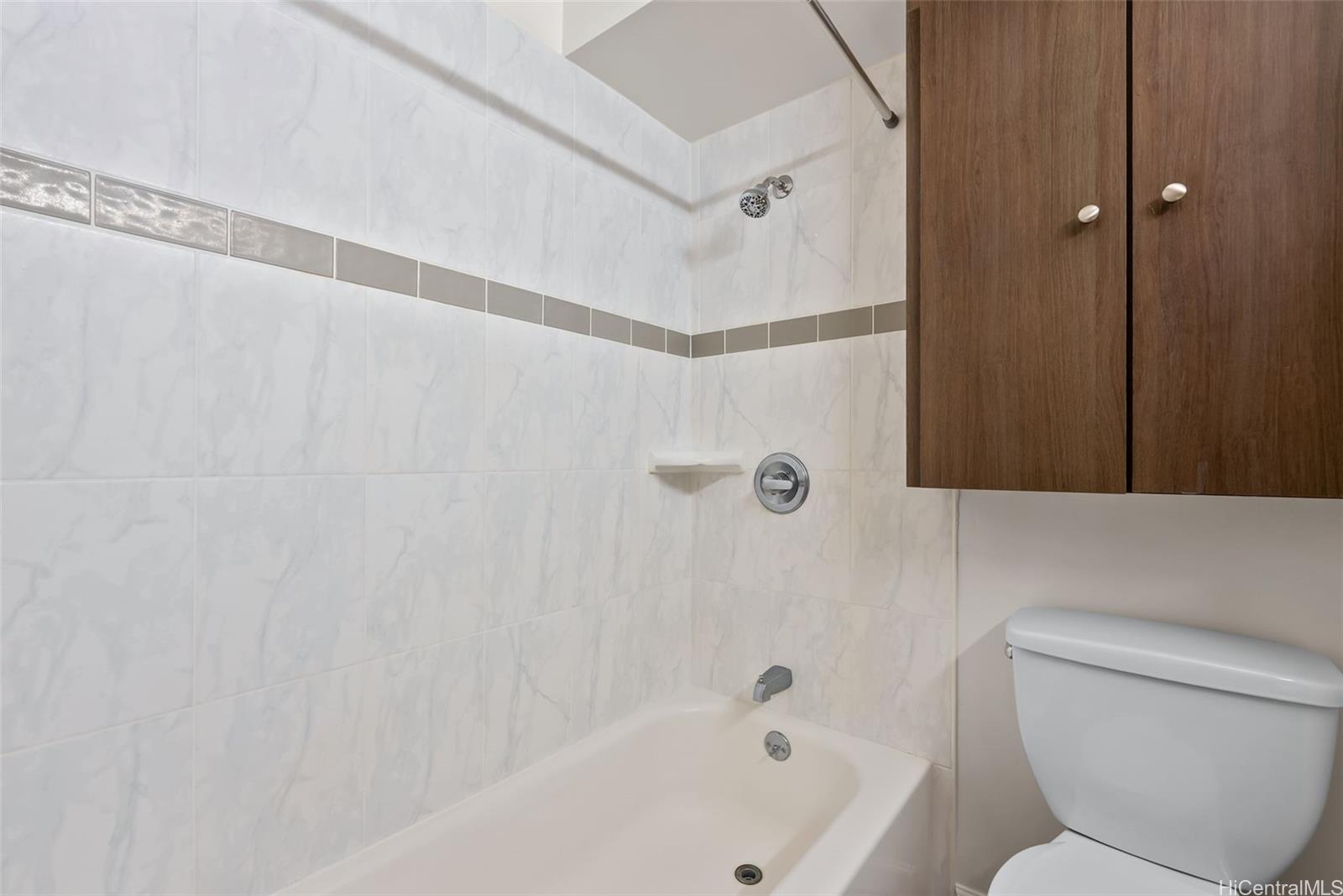 Lime Tree condo # 901, Honolulu, Hawaii - photo 20 of 25