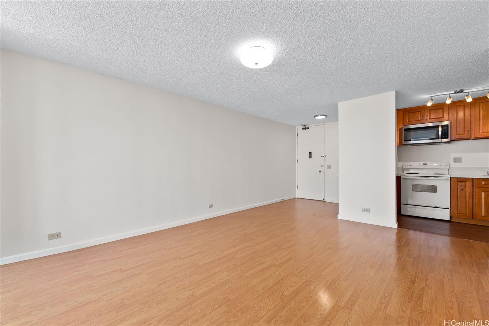 Lime Tree condo # 901, Honolulu, Hawaii - photo 6 of 25