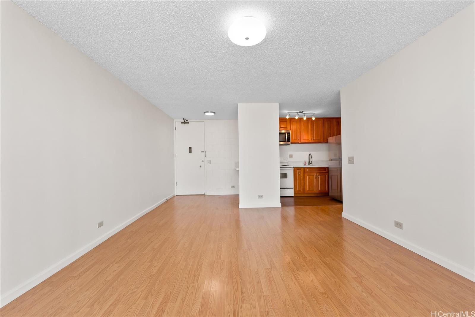 Lime Tree condo # 901, Honolulu, Hawaii - photo 7 of 25