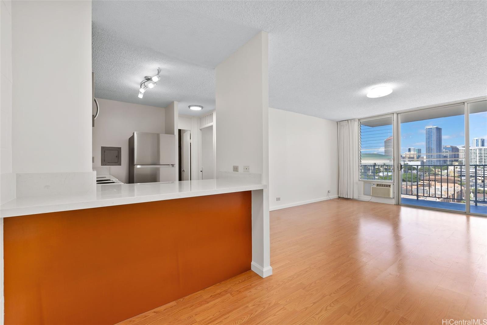 Lime Tree condo # 901, Honolulu, Hawaii - photo 10 of 25