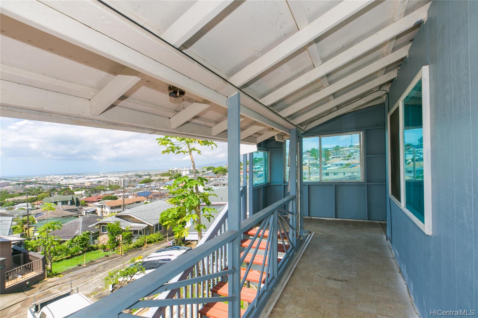 2017 Iholena Street A, Honolulu, Hi 96817 Alewa Heights