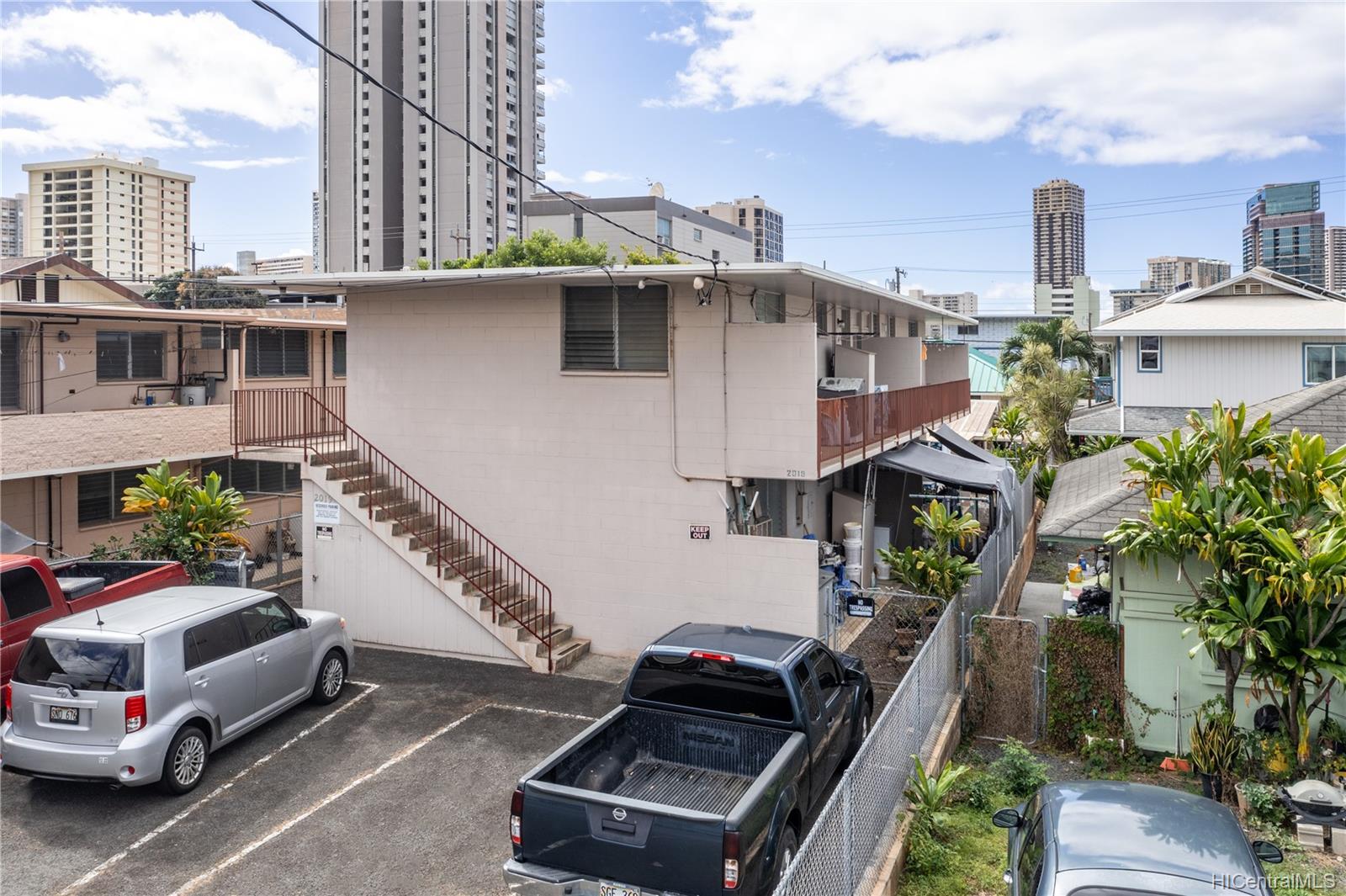2019  Waiola Street Moiliili, Honolulu home - photo 2 of 16