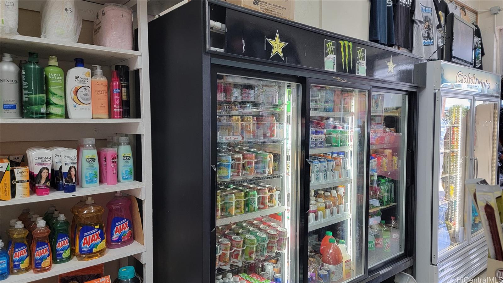 2021 N King St Kapalama  - photo 3 of 5