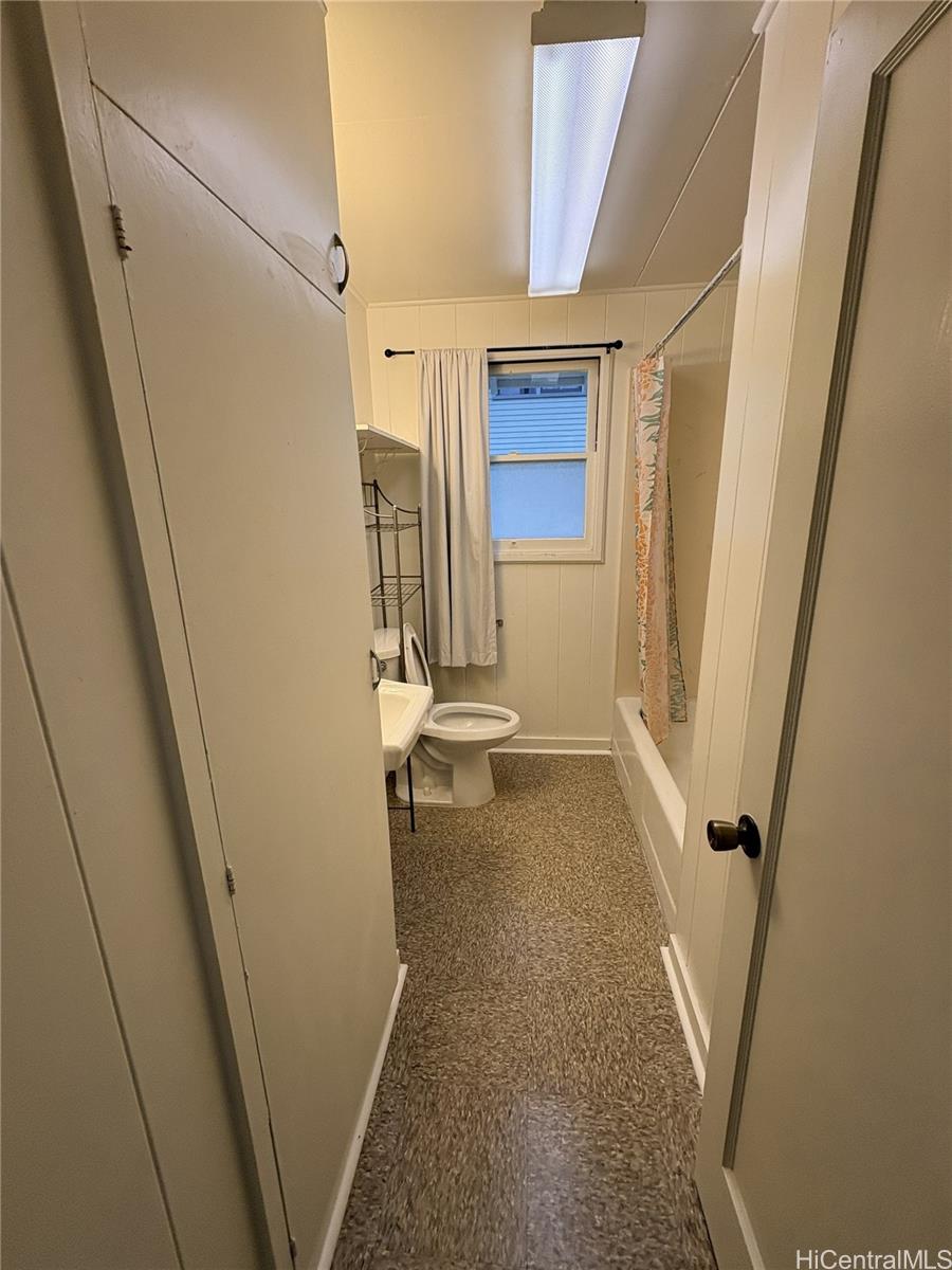 2022 Leiloke Dr Honolulu - Rental - photo 9 of 19