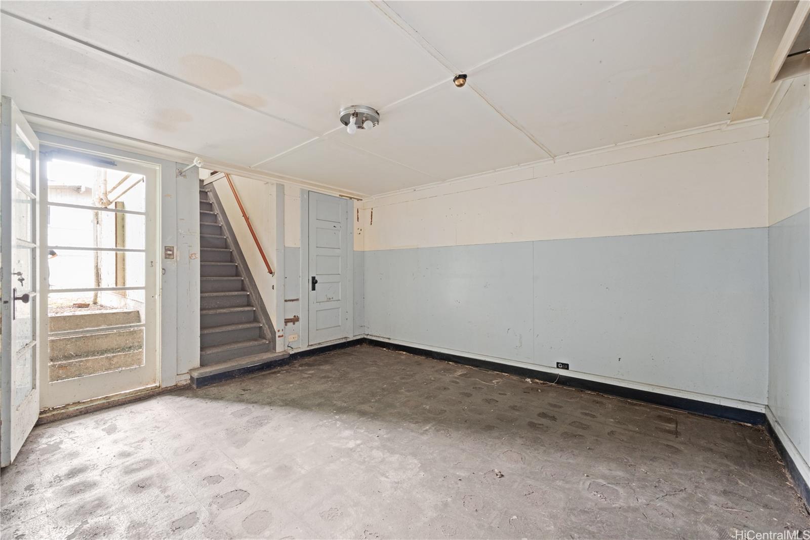 2023  Houghtailing Street Kamehameha Heights, Honolulu home - photo 18 of 19