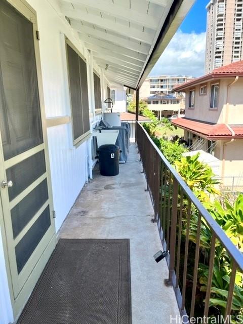 2024 Lime Street Honolulu - Rental - photo 13 of 14