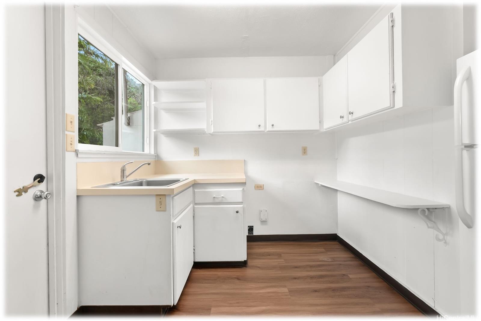 2027  Hillcrest Street Kamehameha Heights, Honolulu home - photo 16 of 23