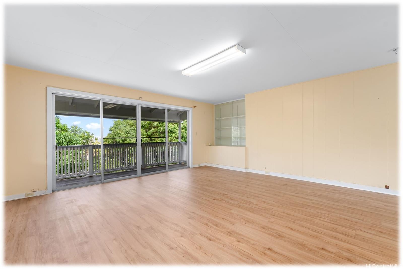 2027  Hillcrest Street Kamehameha Heights, Honolulu home - photo 5 of 23