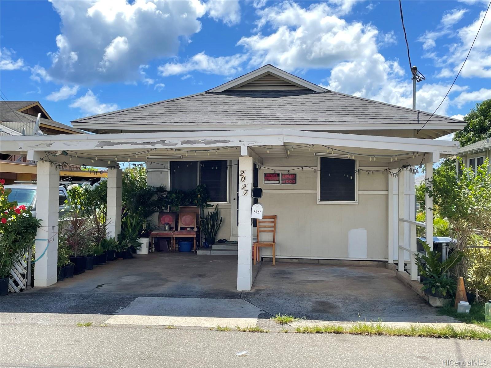 2027 Kealoha Street , Honolulu, Hi 96819 Kalihilower