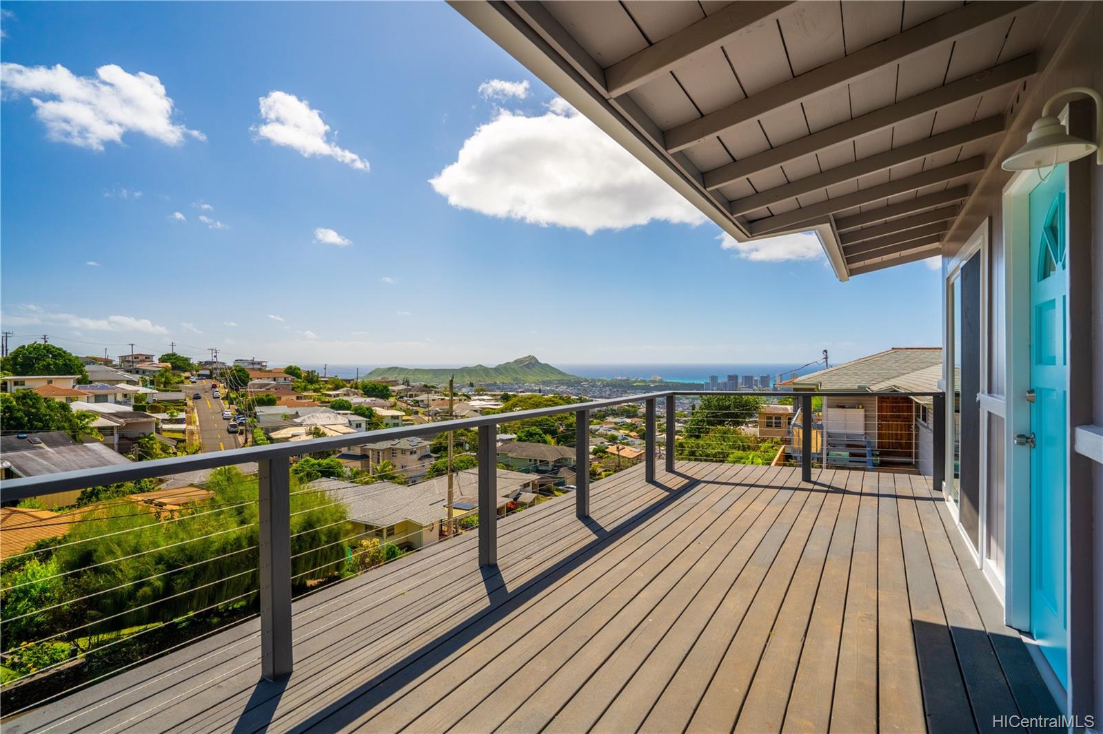 2028 Oswald Street , Honolulu, Hi 96816 St. Louis