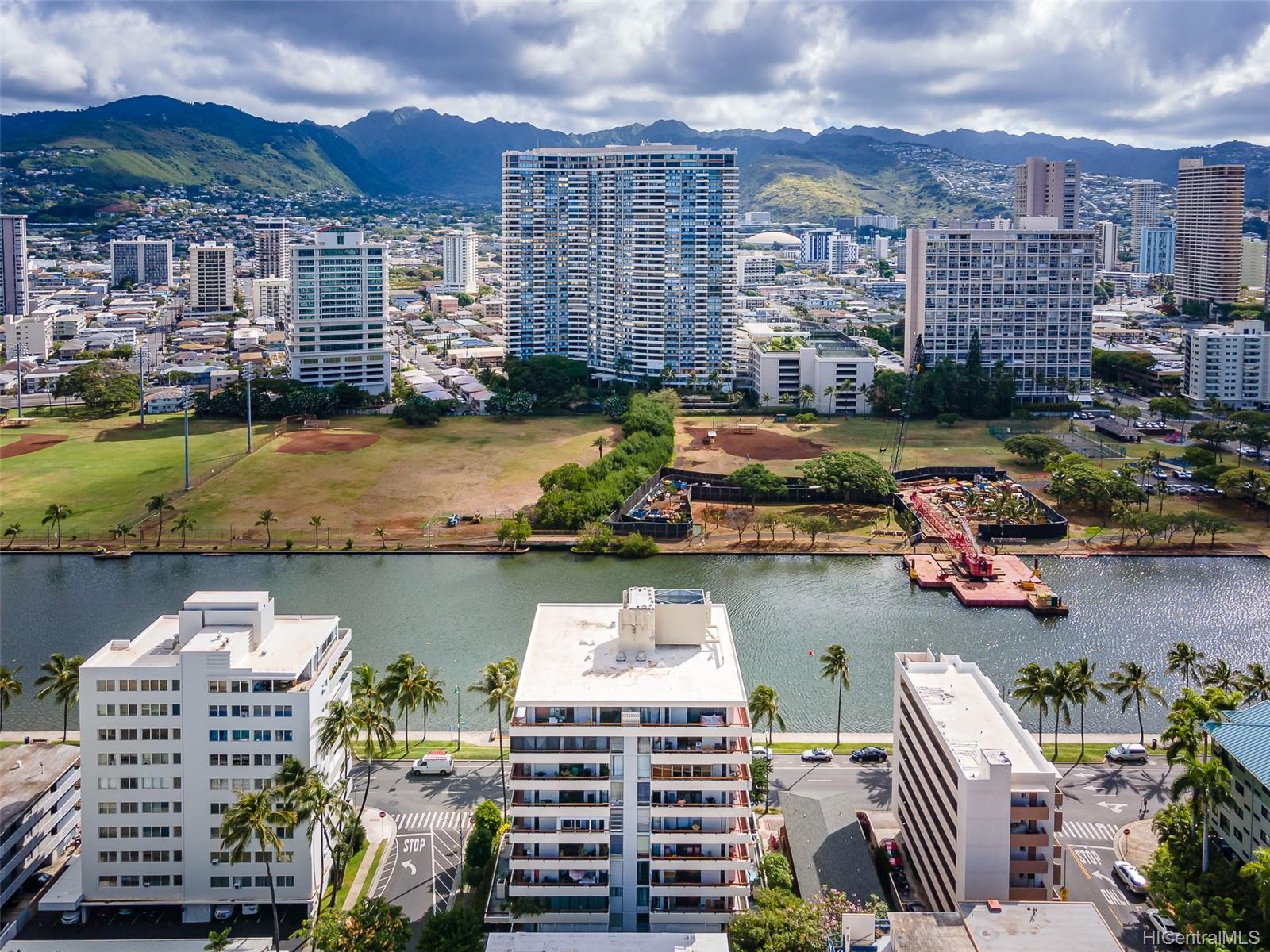 Ala Wai Mansion condo # 1, Honolulu, Hawaii - photo 10 of 13