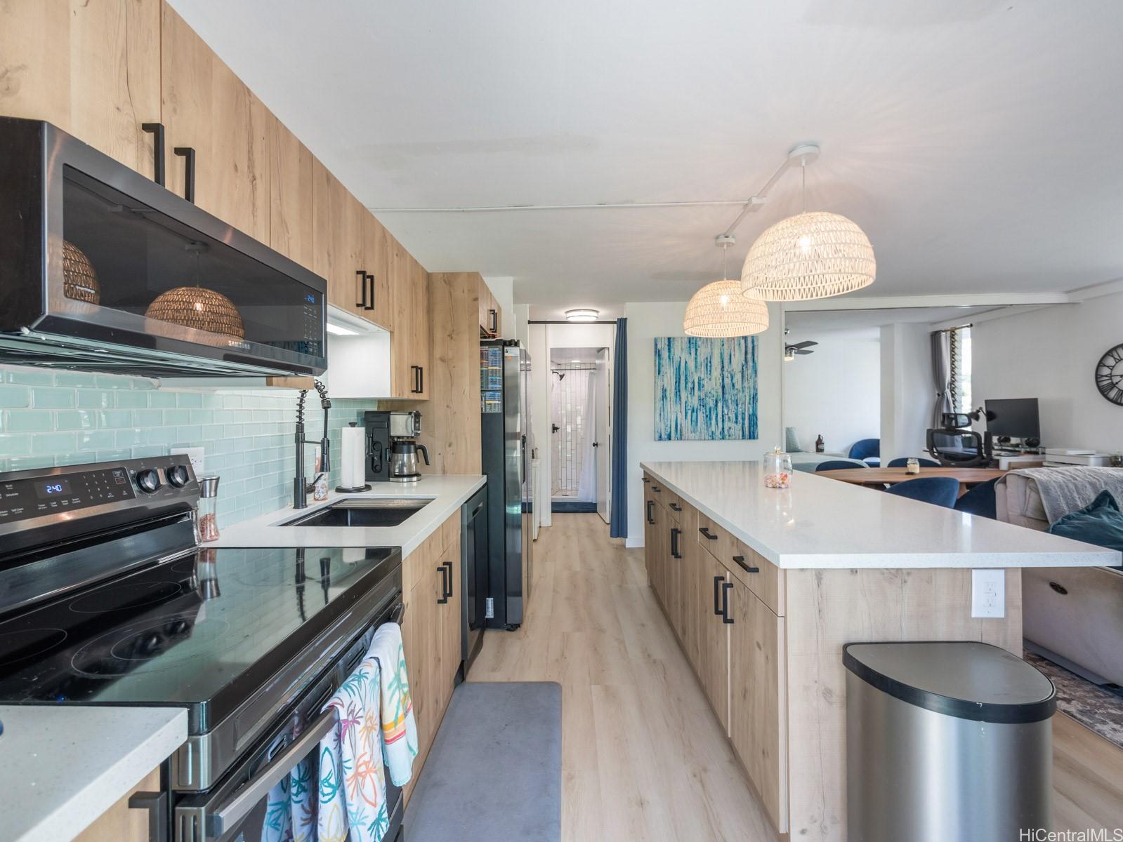 Ala Wai Mansion condo # 304, Honolulu, Hawaii - photo 13 of 25