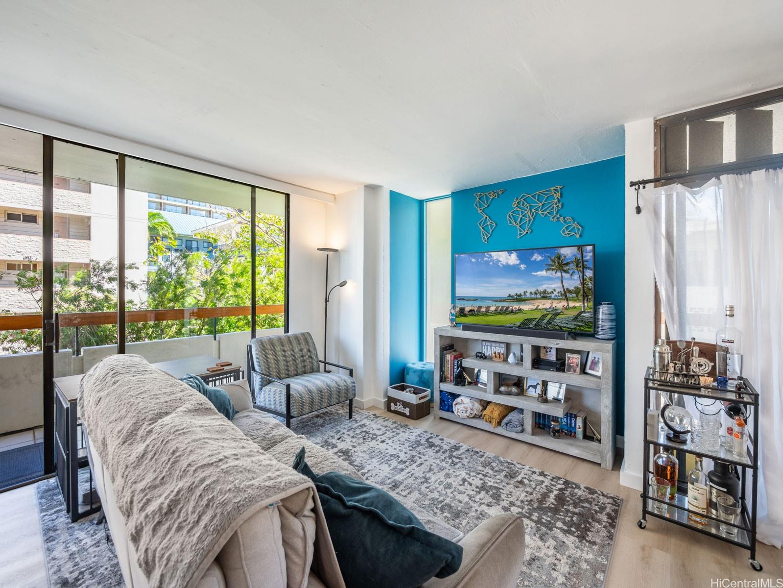 Ala Wai Mansion condo # 304, Honolulu, Hawaii - photo 15 of 25