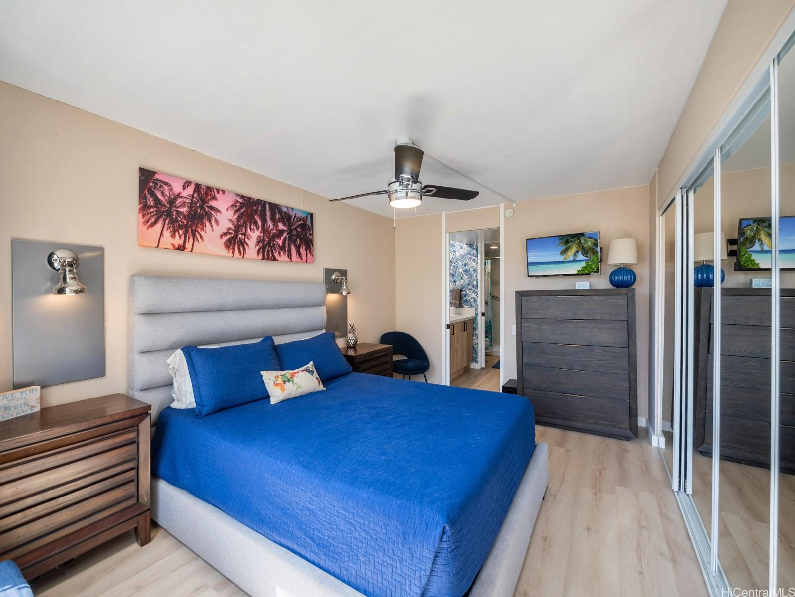 Ala Wai Mansion condo # 304, Honolulu, Hawaii - photo 16 of 25