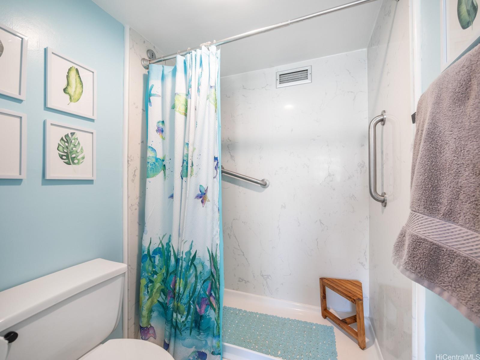 Ala Wai Mansion condo # 304, Honolulu, Hawaii - photo 17 of 25