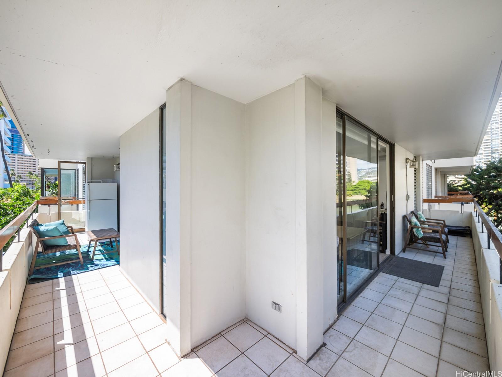 Ala Wai Mansion condo # 304, Honolulu, Hawaii - photo 20 of 25