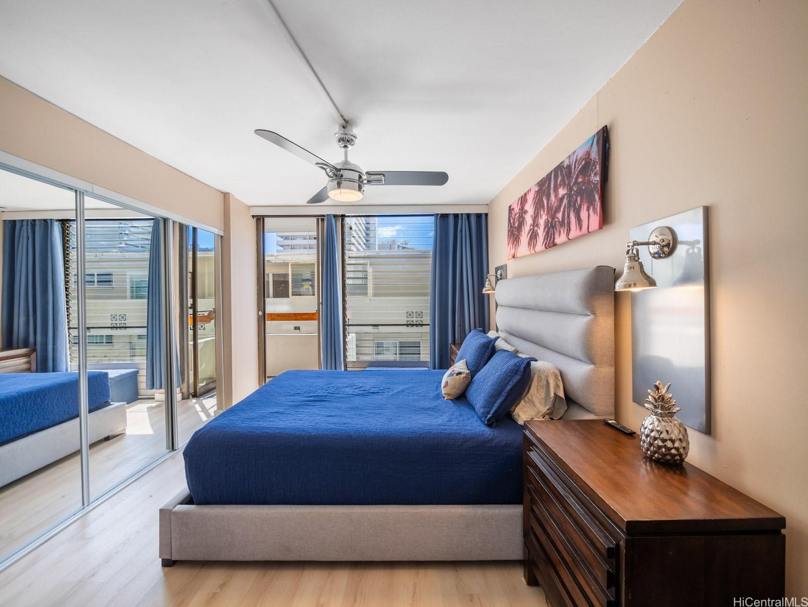 Ala Wai Mansion condo # 304, Honolulu, Hawaii - photo 5 of 25