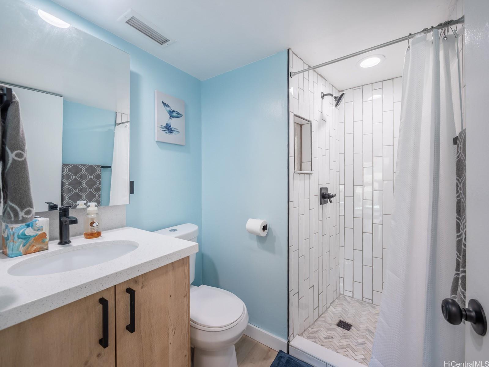 Ala Wai Mansion condo # 304, Honolulu, Hawaii - photo 6 of 25