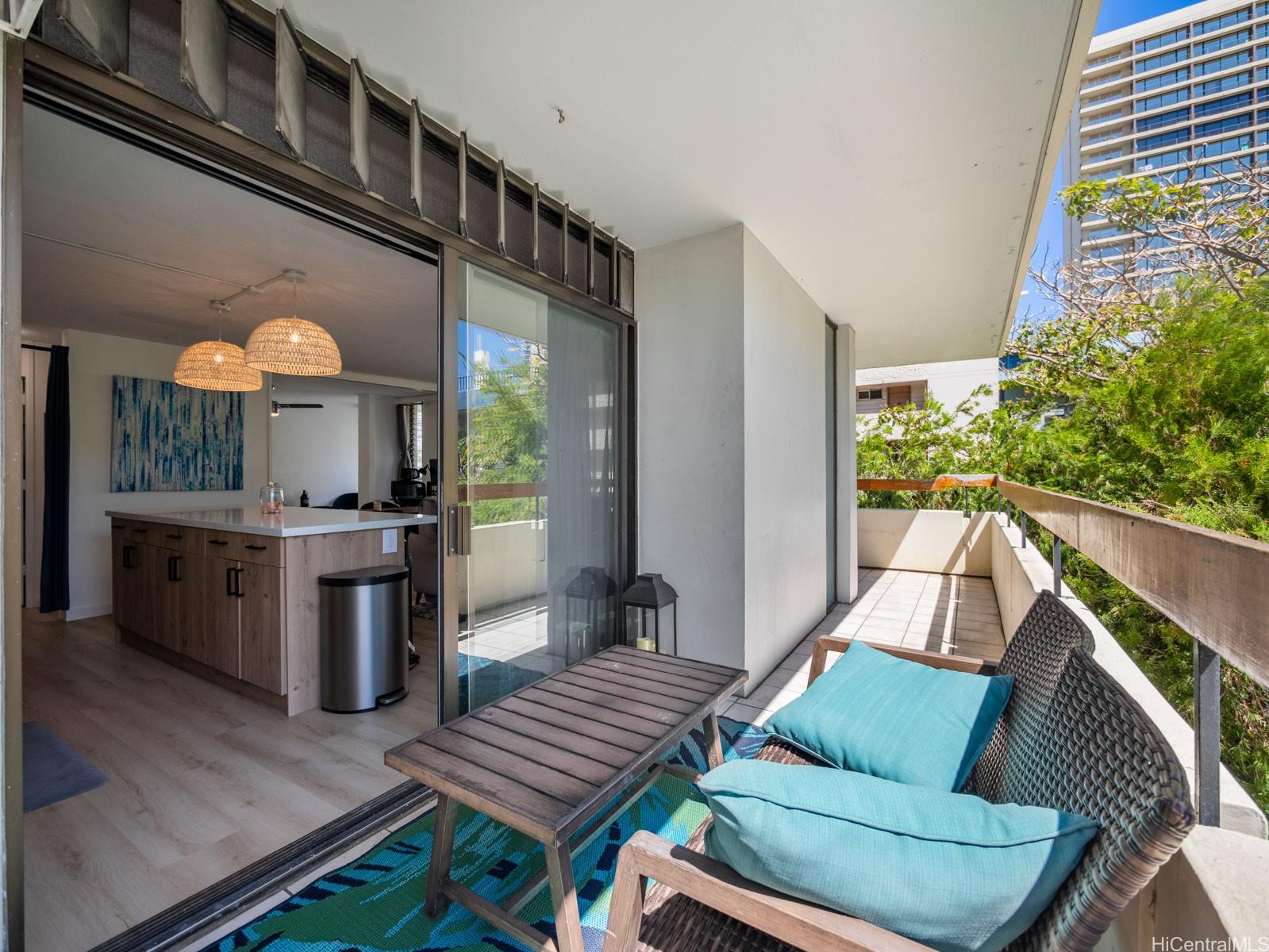 Ala Wai Mansion condo # 304, Honolulu, Hawaii - photo 9 of 25