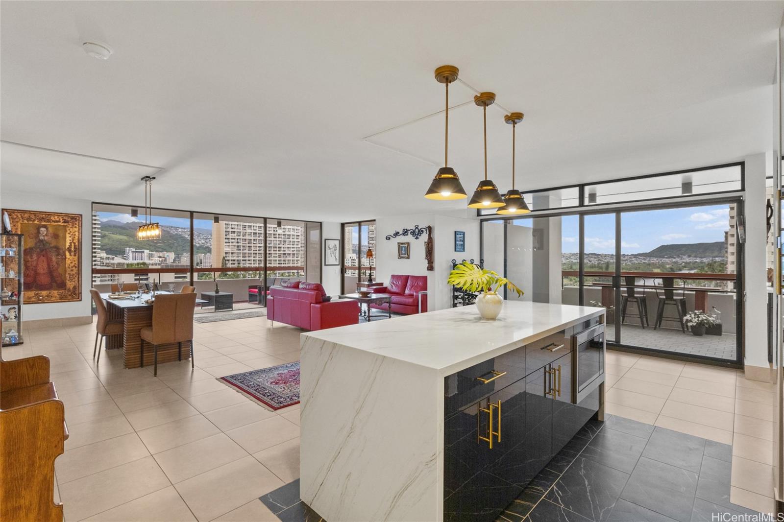 Ala Wai Mansion condo # PH2, Honolulu, Hawaii - photo 8 of 25