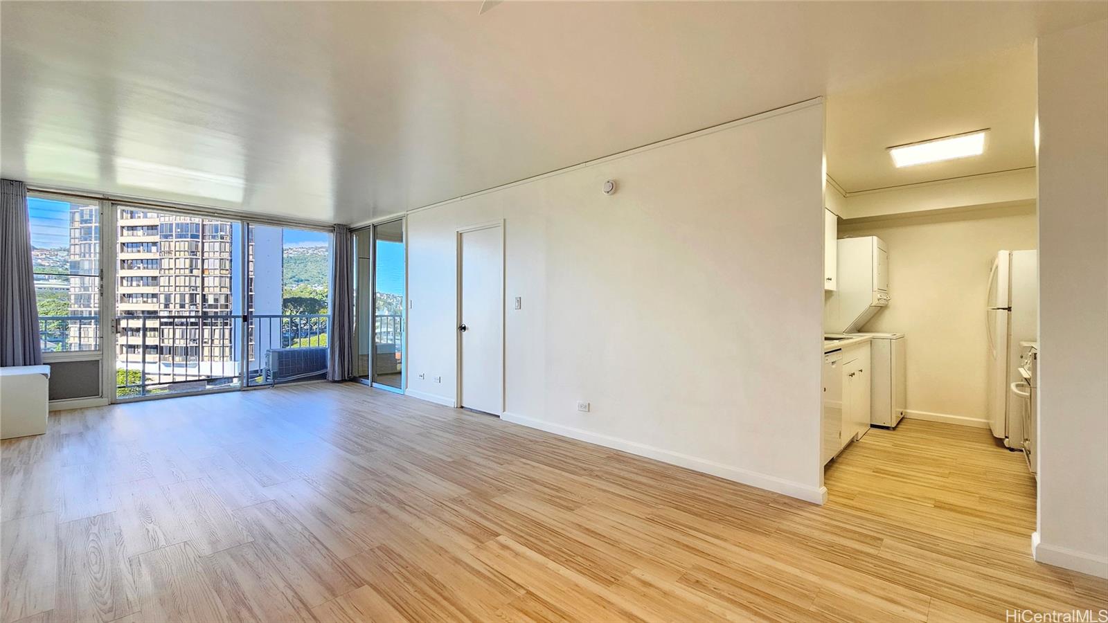 Sakura condo # 1003, Honolulu, Hawaii - photo 6 of 25