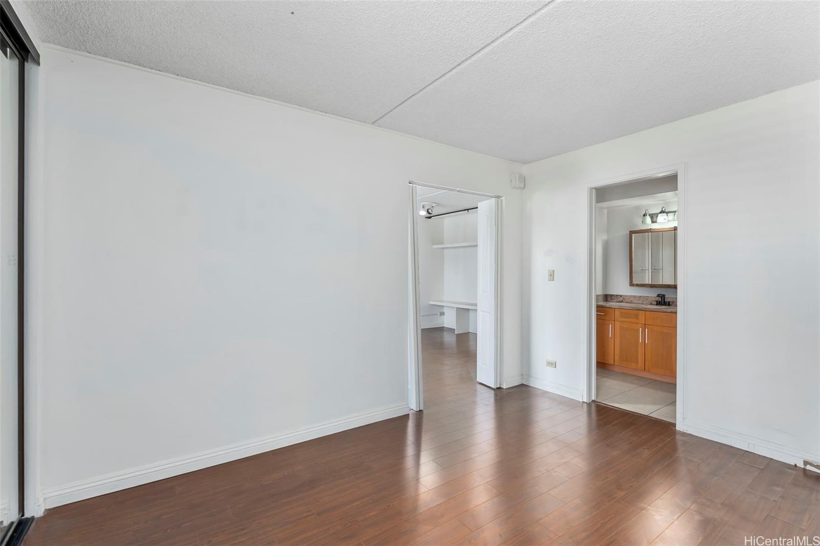 Sakura condo # 1105, Honolulu, Hawaii - photo 6 of 16