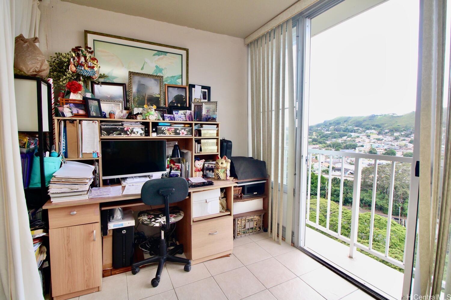 Sakura condo # 1710, Honolulu, Hawaii - photo 11 of 25