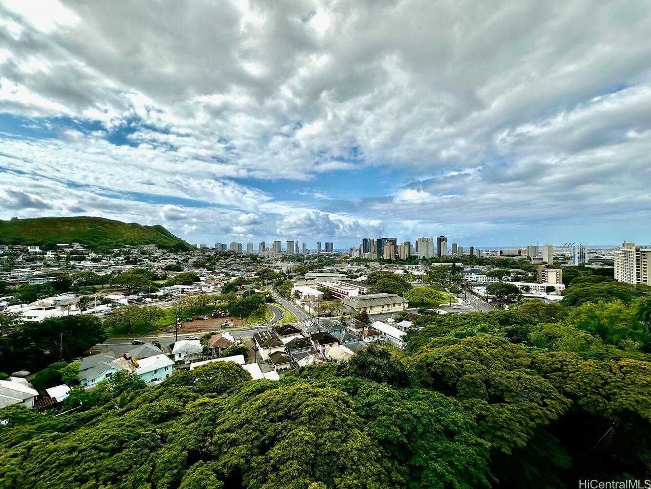 Sakura condo # 1710, Honolulu, Hawaii - photo 12 of 25