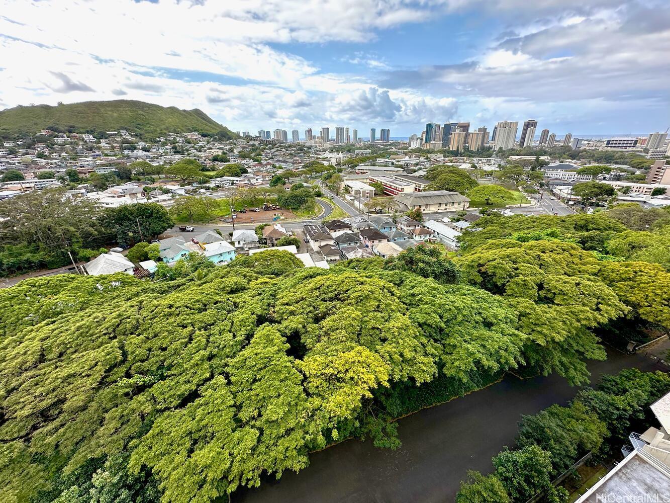 Sakura condo # 1710, Honolulu, Hawaii - photo 14 of 25