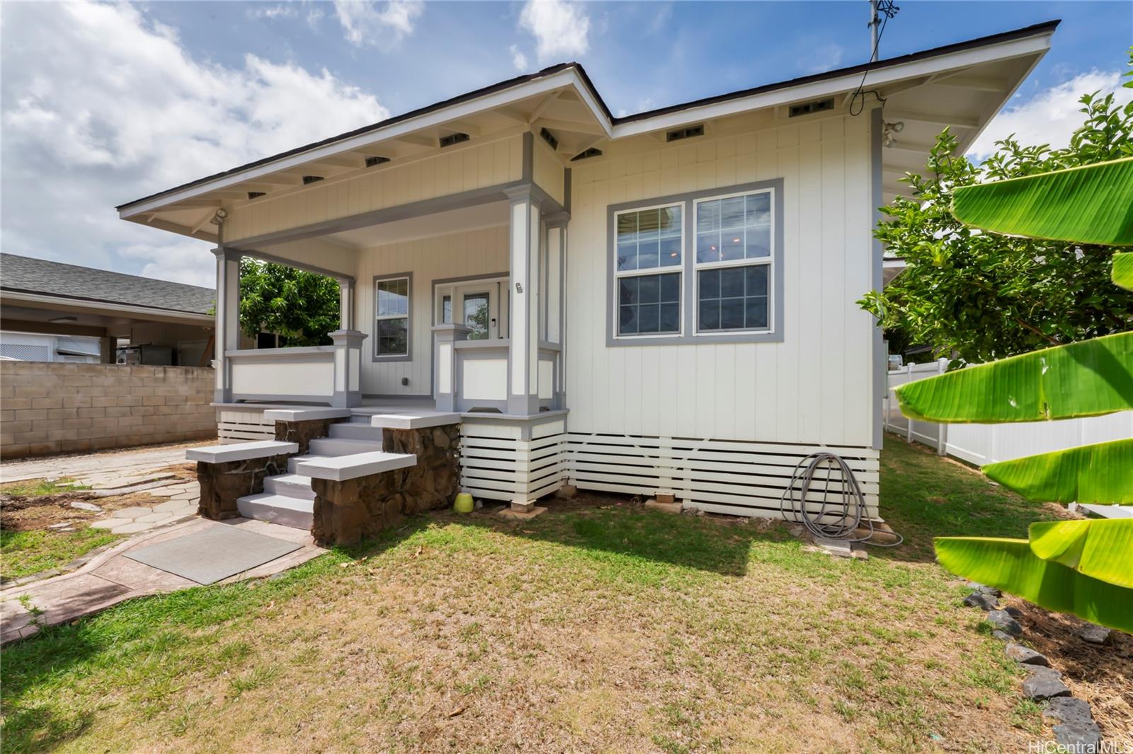 2032  Coyne St Moiliili, Honolulu home - photo 20 of 25