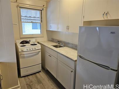 2032 Kapiolani Blvd Honolulu - Multi-family - photo 6 of 21