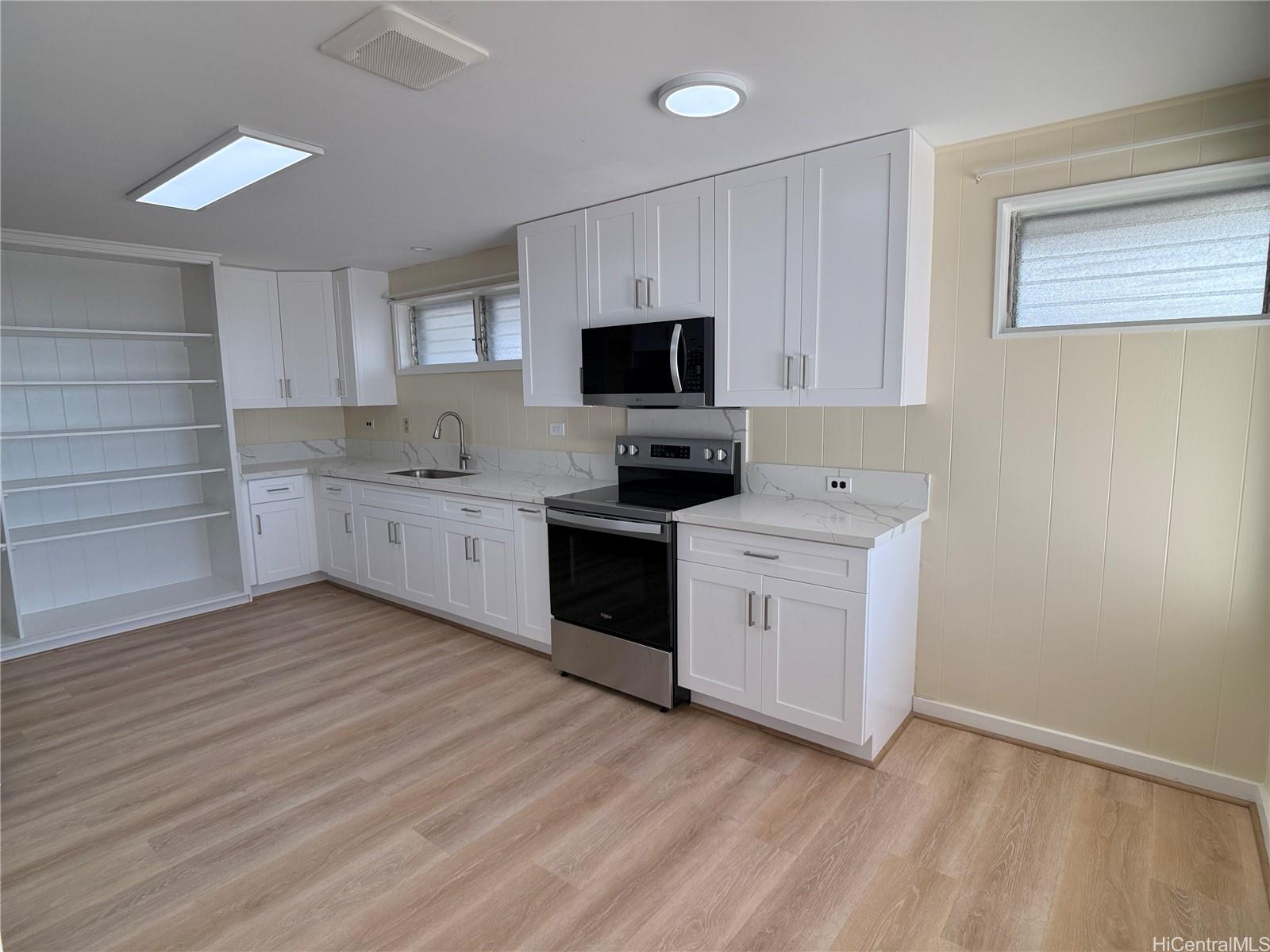 2036 Mahaoo Pl Honolulu - Rental - photo 6 of 19