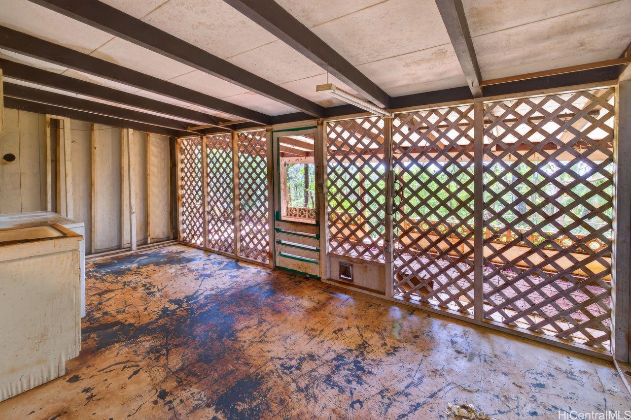 2039  Akaikai Loop Pacific Palisades, PearlCity home - photo 11 of 25