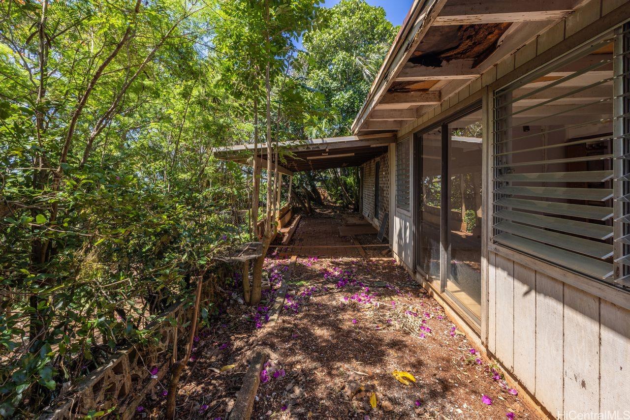 2039  Akaikai Loop Pacific Palisades, PearlCity home - photo 19 of 25