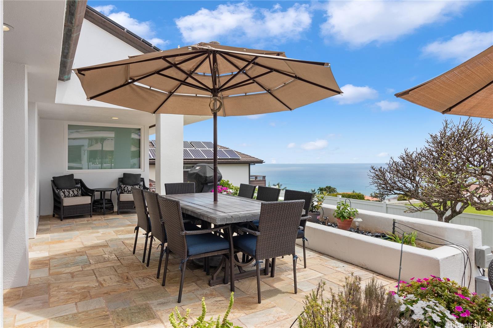 2039  Laukahi Street Waialae Iki, Diamond Head home - photo 18 of 24