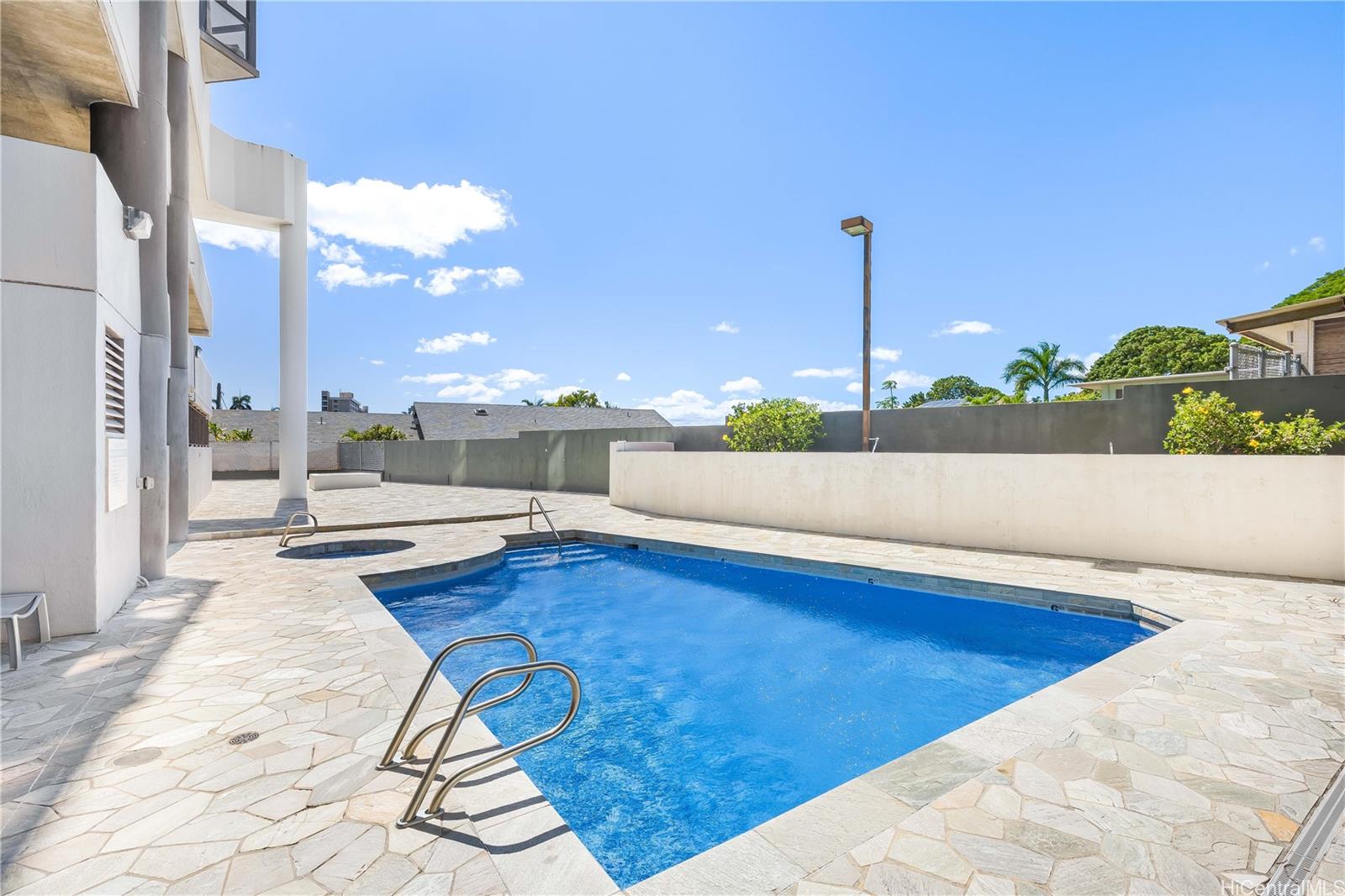 2040 Nuuanu condo # 1203, Honolulu, Hawaii - photo 12 of 16