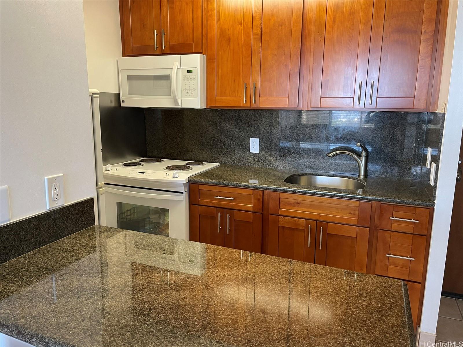 2040 Nuuanu condo # 1203, Honolulu, Hawaii - photo 4 of 16